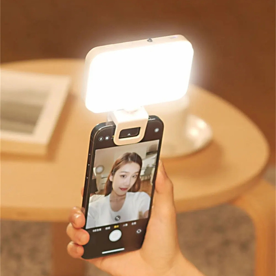 Kieszonkowa lampa LED do selfi – Photography Mobile Lighting recenzja i cena